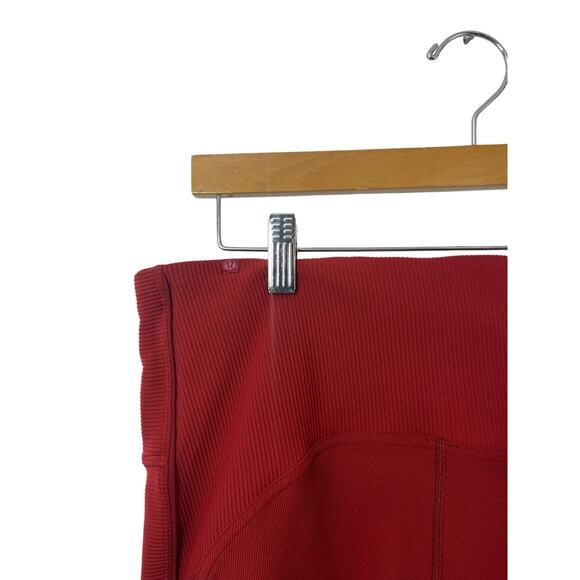 Lululemon Athletica Women's Daily Lineup 7/8 Red Ribbed 12 Legging Tight Gym - Picture 7 of 11